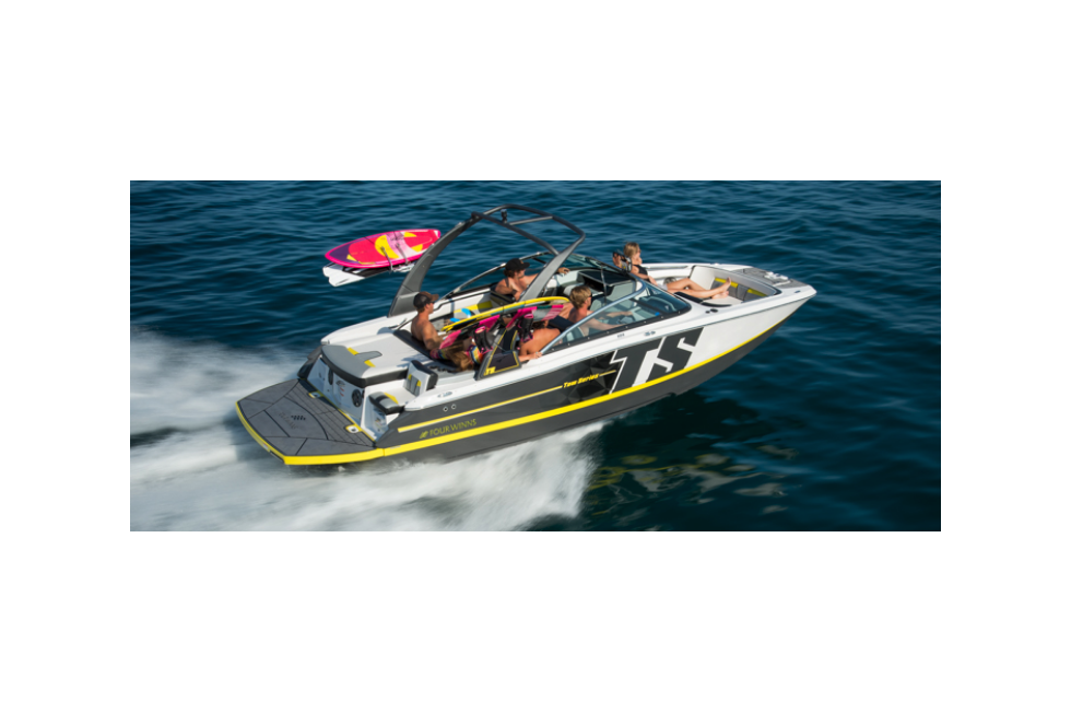 22 ft Ski and Wakeboard Boat