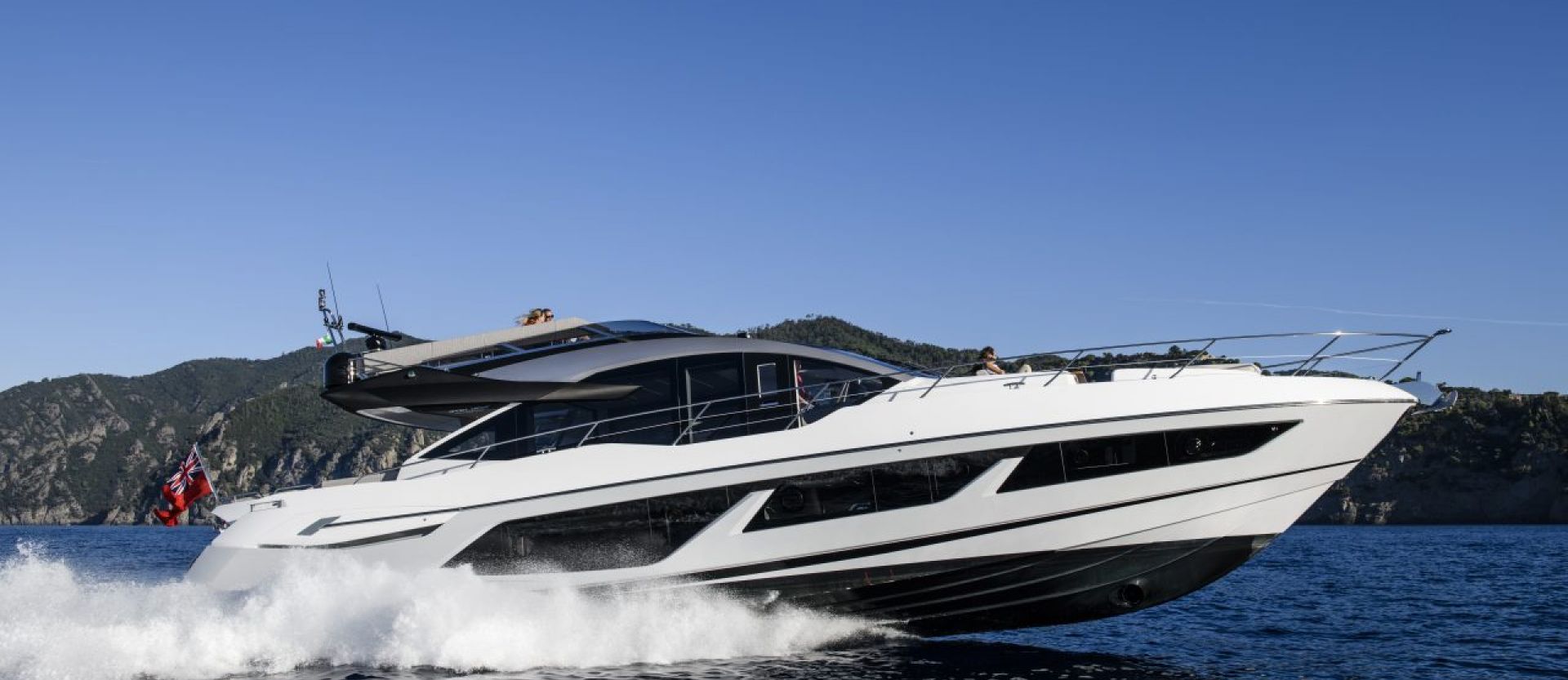 Sunseeker 74 Sport Yacht